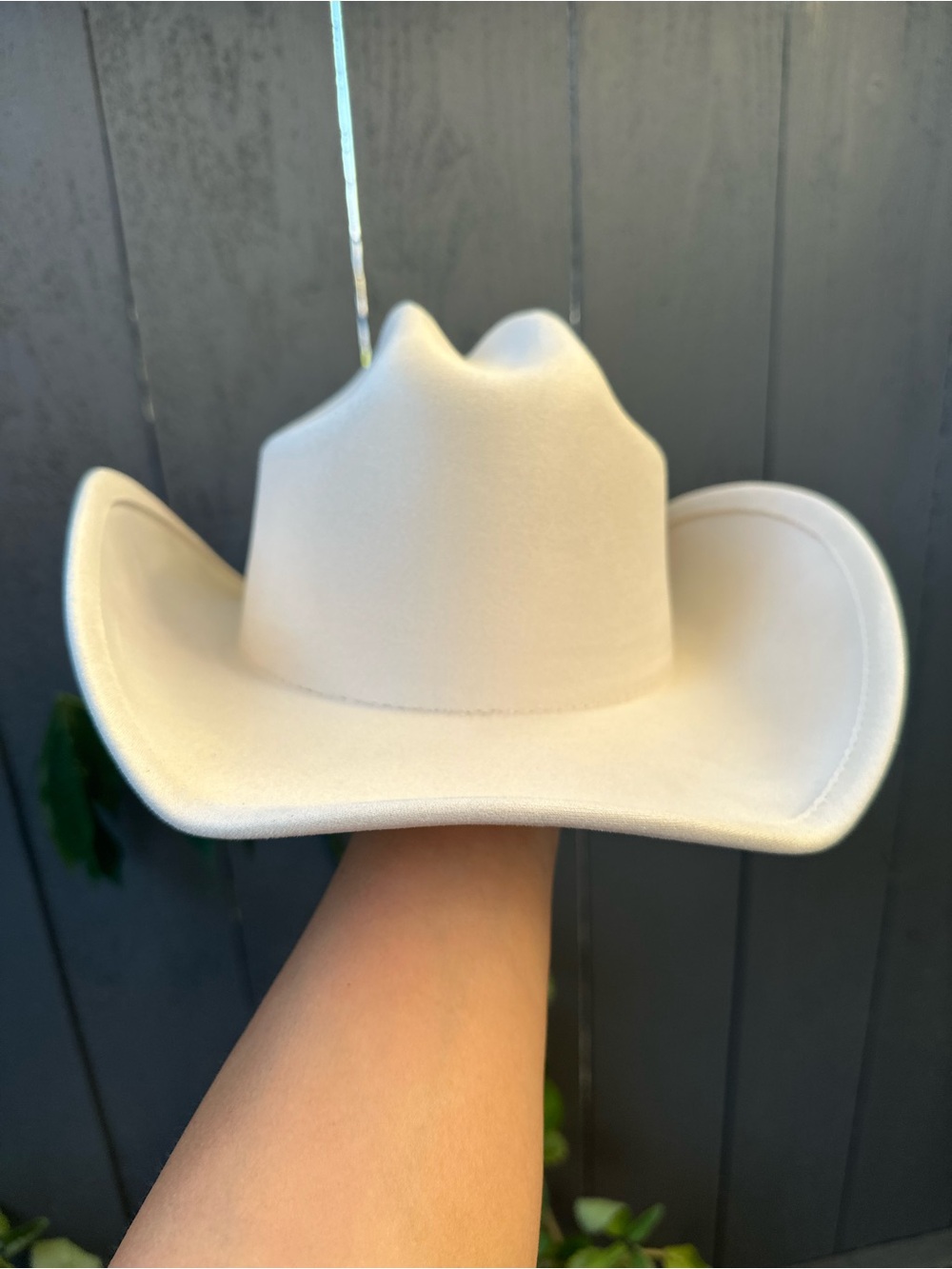 🤍 Ivory Suede-Style Cowgirl Hat 🤠✨